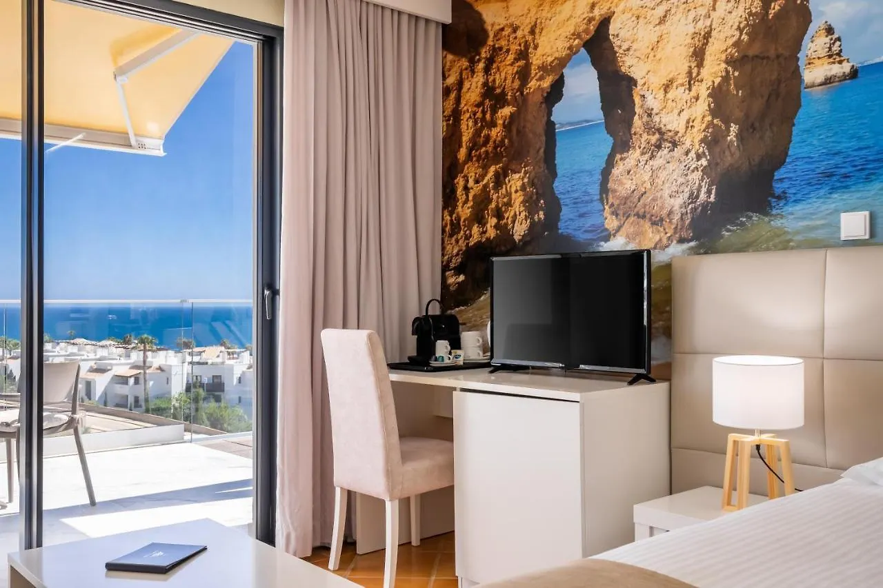 Lagos Atlantic Hotel 4*,